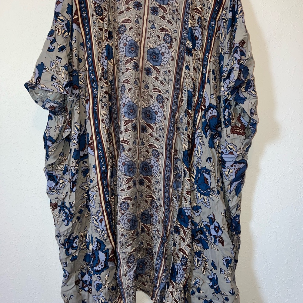 Angie Floral Kimono in Blue and Taupe
